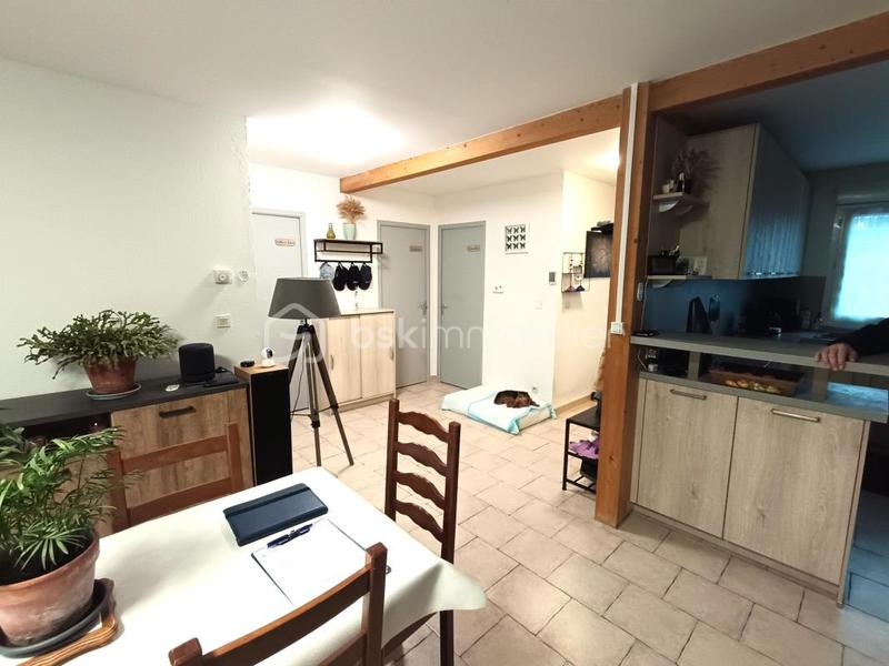 Maison traditionnelle - 75 m² - 3 pièces