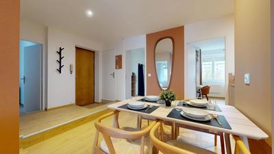 Appartement - 85 m² - 5 pièces