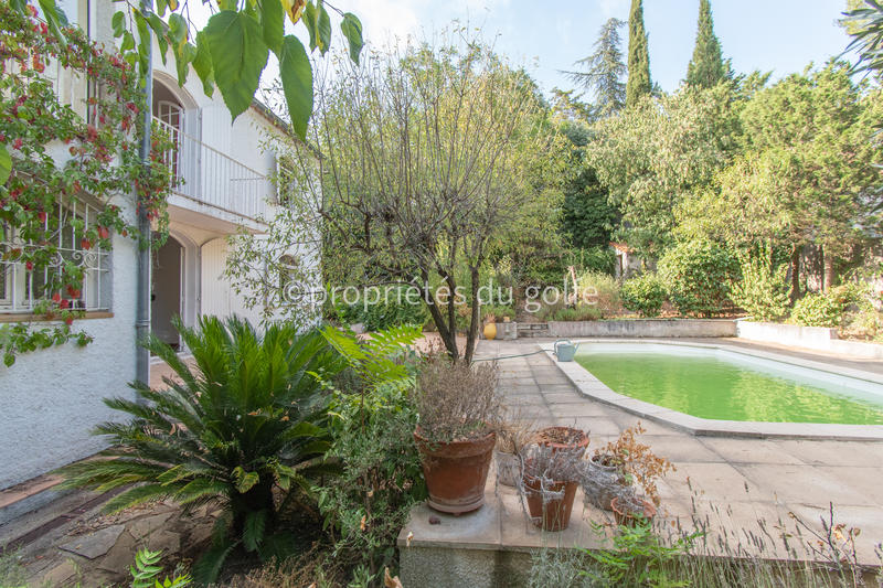 Maison - 216 m² - 5 pièces