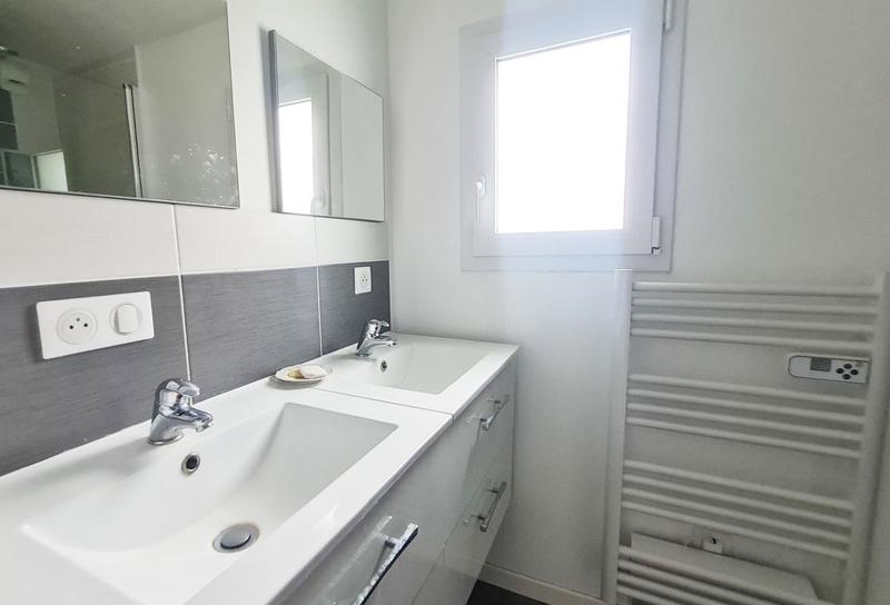 Maison - 142 m² - 7 pièces