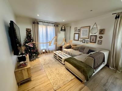 Maison - 72 m² - 4 pièces