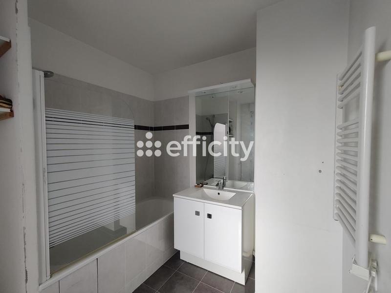 Appartement - 75 m² - 3 pièces