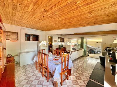 Maison - 110 m² - 6 pièces