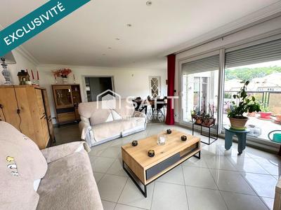 Appartement - 121 m² - 4 pièces