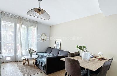 Maison - 57 m² - 3 pièces