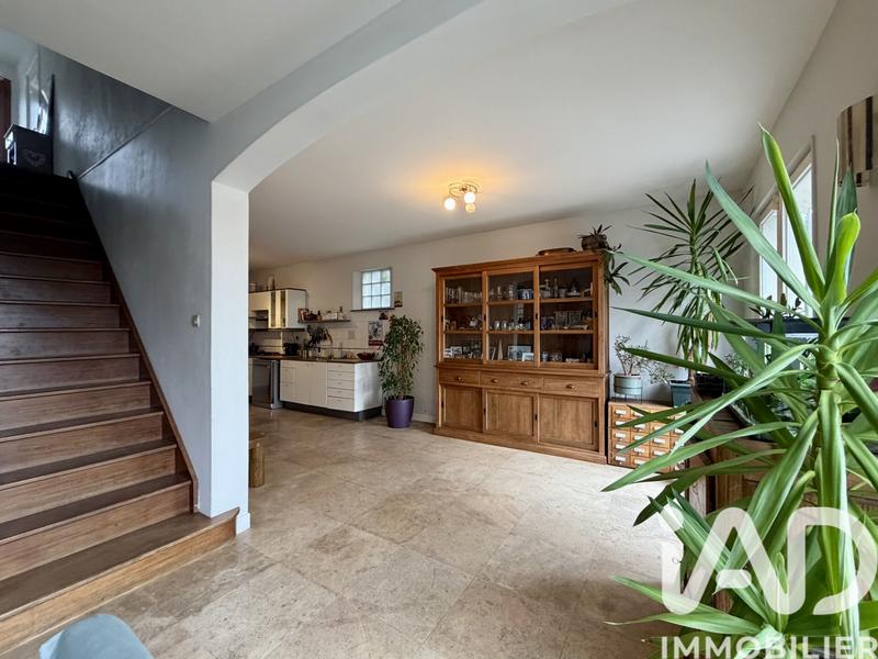 Maison - 158 m² - 8 pièces