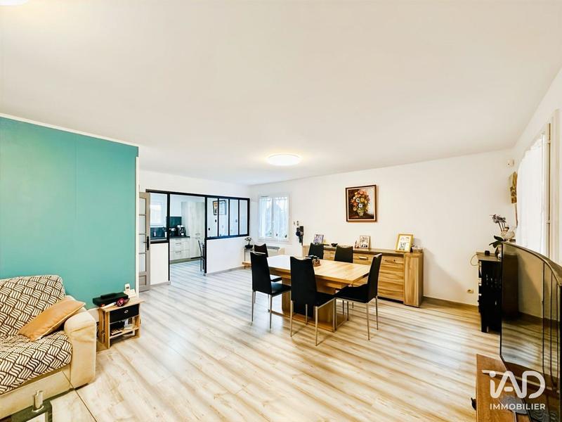 Maison - 95 m² - 4 pièces