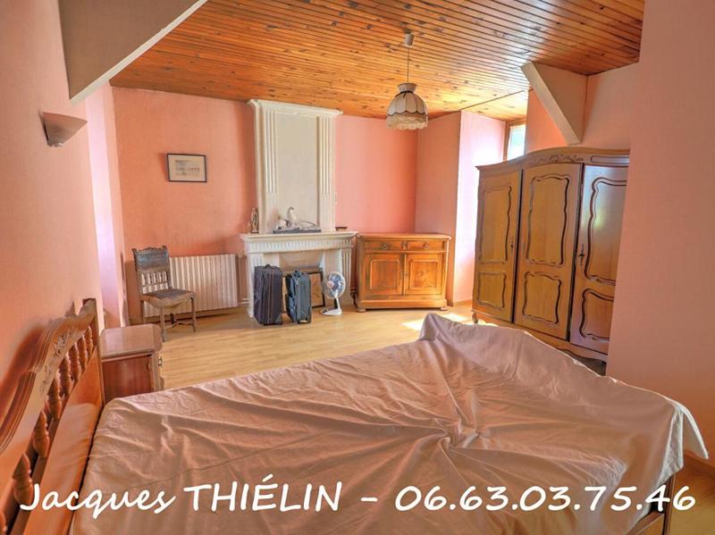 Maison - 202 m² - 6 pièces