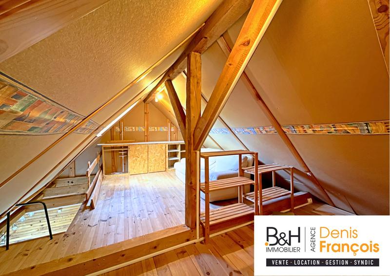 Maison - 185 m² - 7 pièces