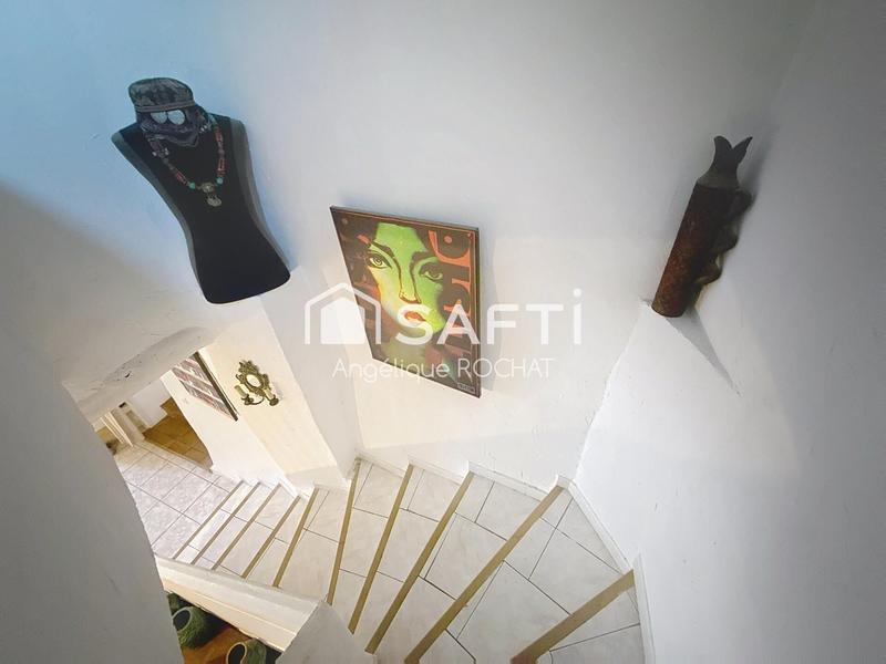 Maison - 101 m² - 4 pièces