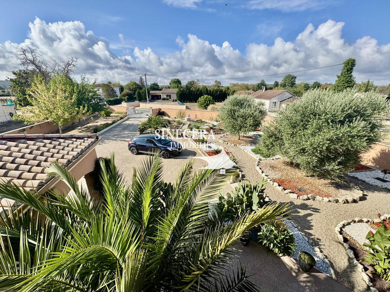 Maison - 224 m² - 9 pièces