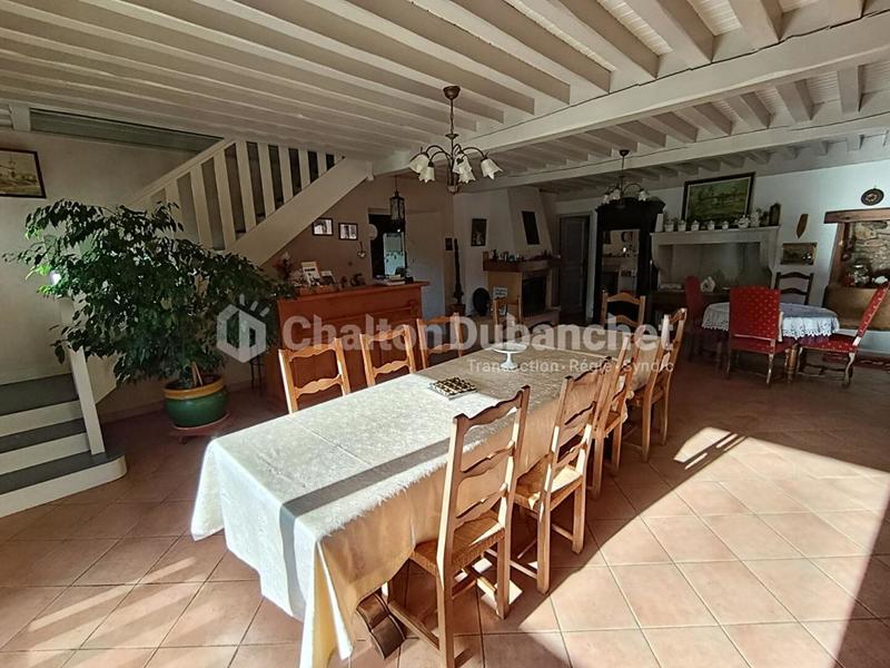 Local d'activité / Entrepôt - 270 m² - 10 pièces