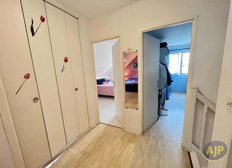 Maison - 139 m² - 6 pièces