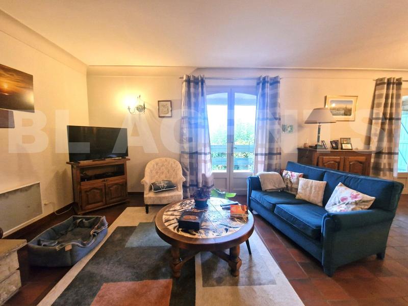 Maison - 175 m² - 6 pièces