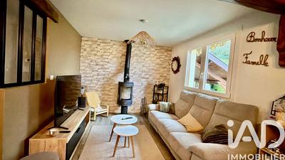 Maison - 95 m² - 5 pièces