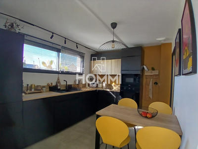 Maison contemporaine - 102 m² - 6 pièces