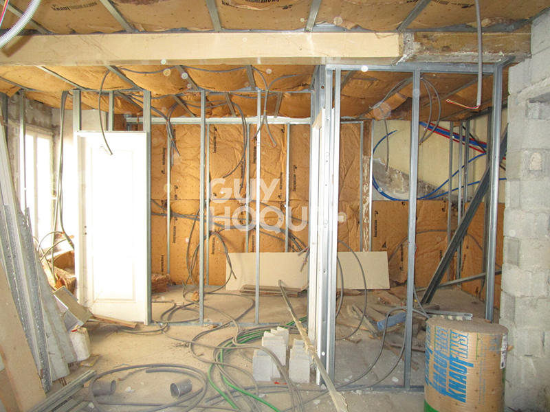 Maison - 90 m² - 4 pièces