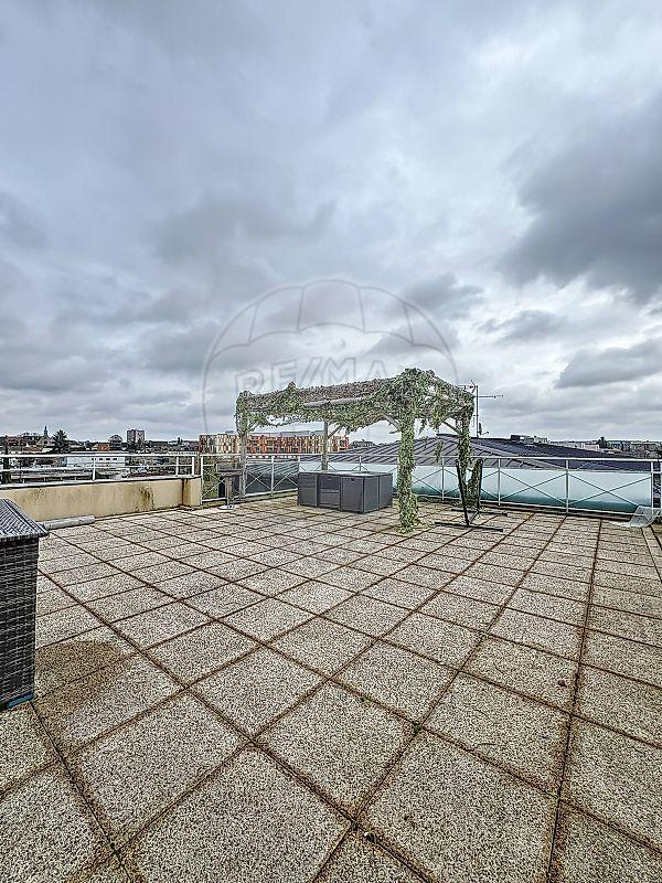 Appartement - 130 m² - 5 pièces