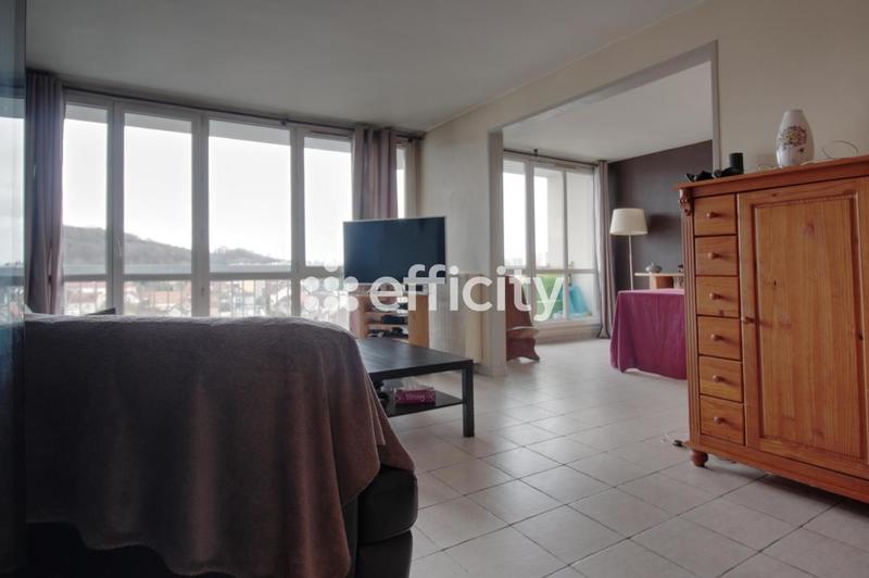 Appartement - 77 m² - 4 pièces