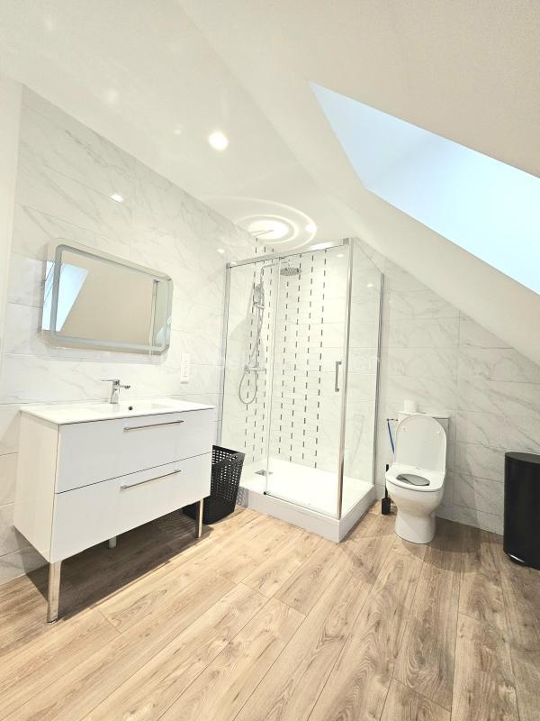 Maison en pierre - 97 m² - 5 pièces