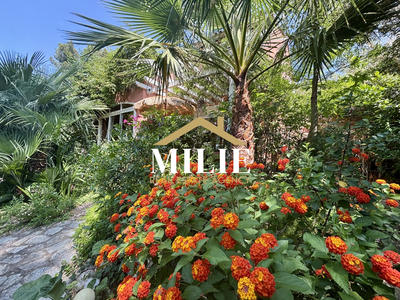 Maison - 97 m² - 4 pièces