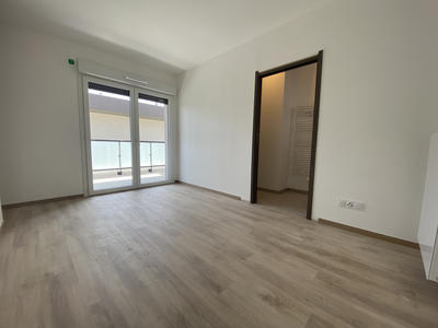 Appartement - 110 m² - 4 pièces
