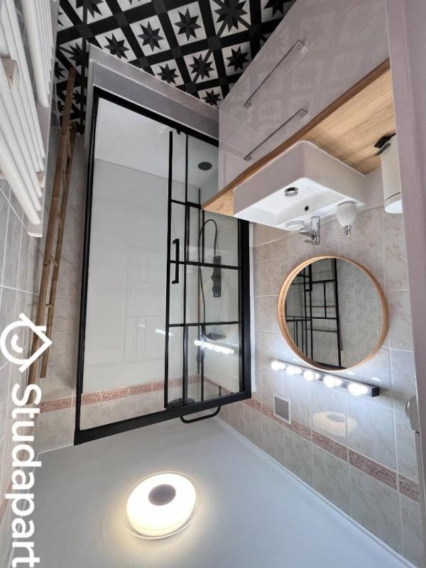 Chambre - 9 m² - 1 pièce