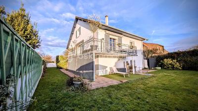 Maison - 153 m² - 7 pièces