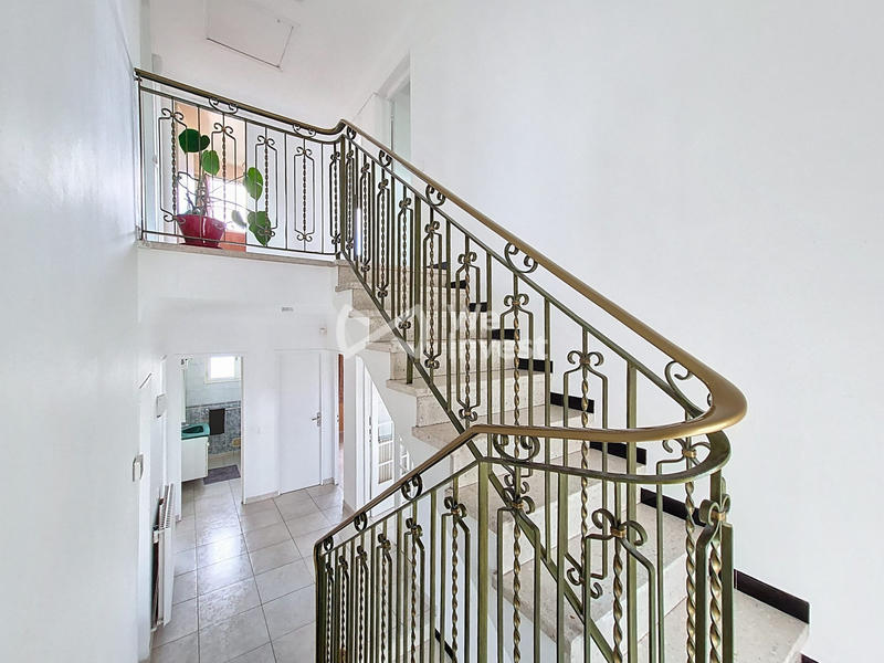 Maison - 157 m² - 7 pièces