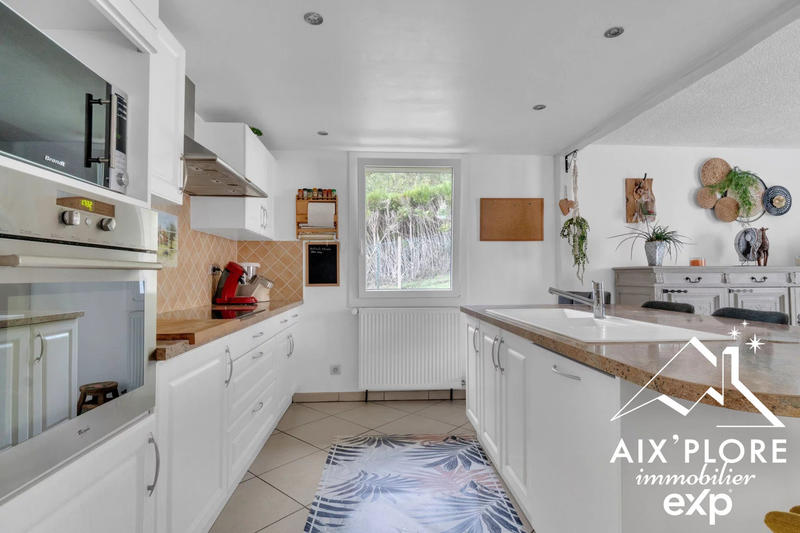 Maison - 167 m² - 6 pièces