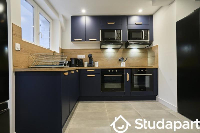 Chambre - 13 m² - 1 pièce