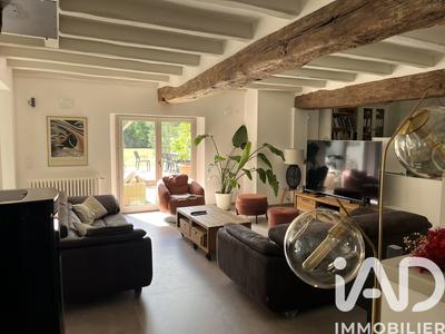Maison - 312 m² - 10 pièces