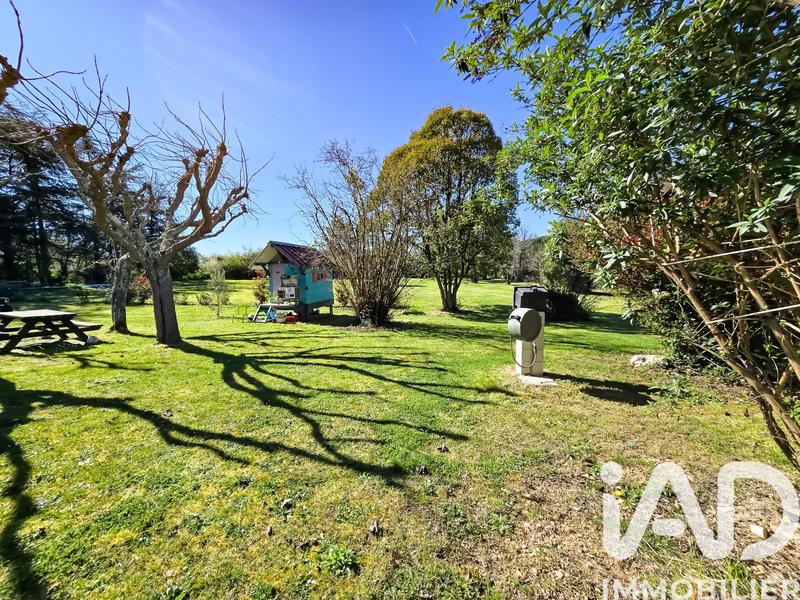 Maison de maîtres - 237 m² - 7 pièces