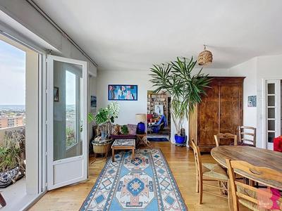 Appartement - 117 m² - 5 pièces