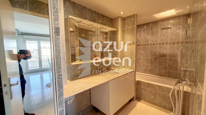 Appartement - 79 m² - 3 pièces