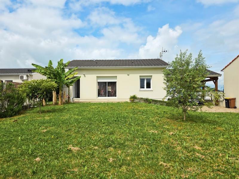 Maison - 80 m² - 4 pièces
