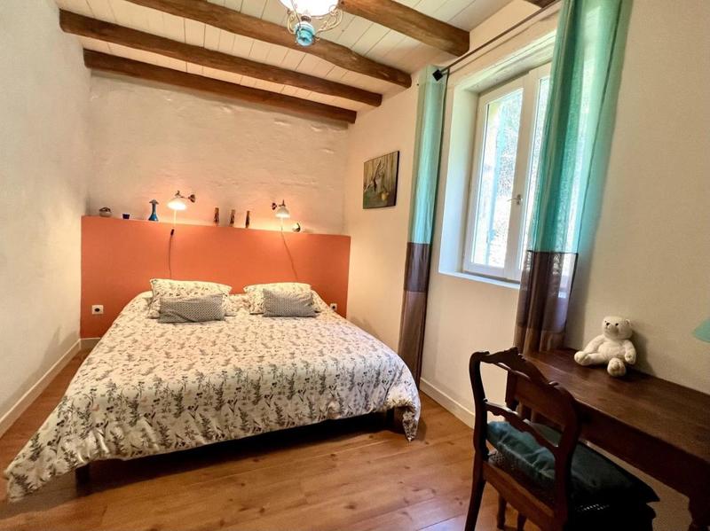 Propriété - 280 m² - 10 pièces