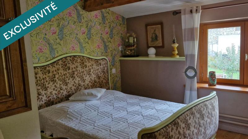 Maison - 244 m² - 8 pièces