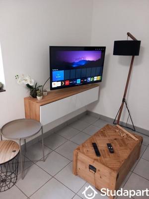 Chambre - 9 m² - 1 pièce