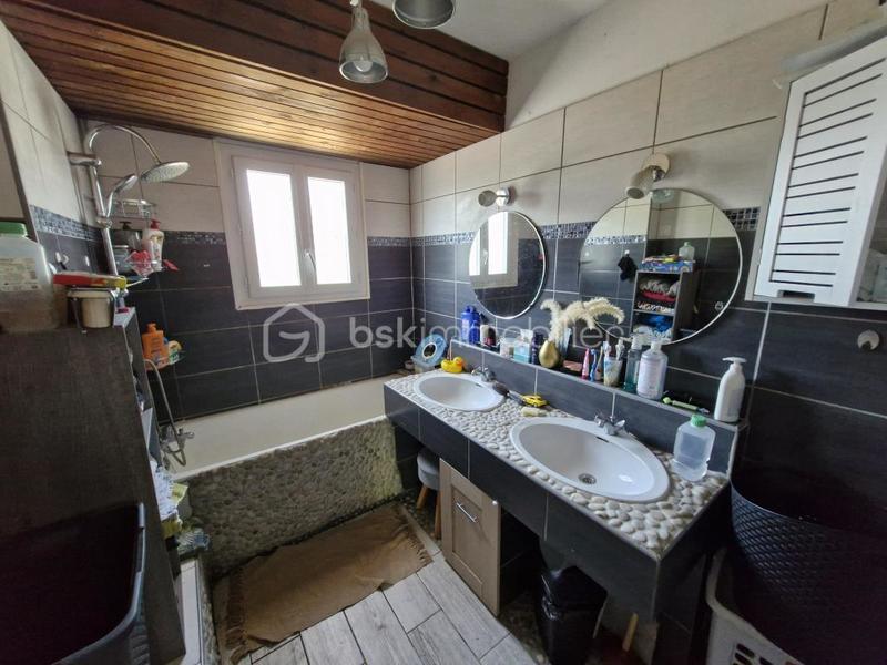 Maison traditionnelle - 126 m² - 4 pièces