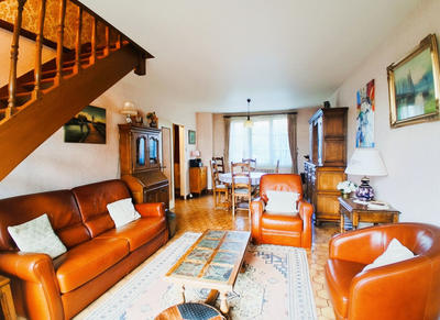 Maison - 91 m² - 6 pièces