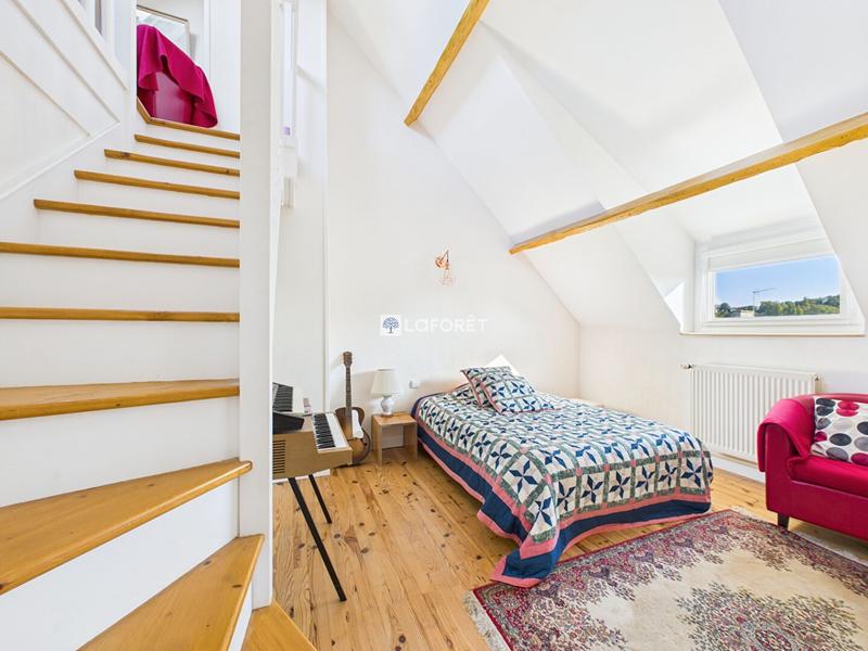 Maison - 170 m² - 7 pièces