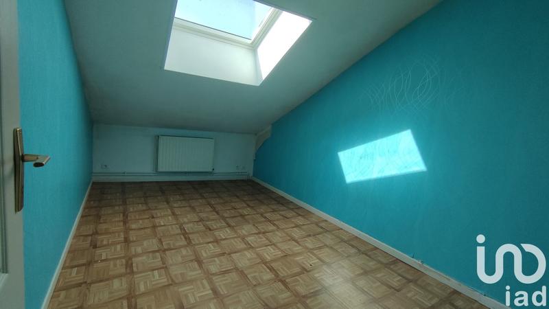 Maison - 225 m² - 10 pièces