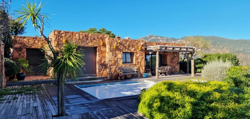 Maison - 109 m² - 5 pièces