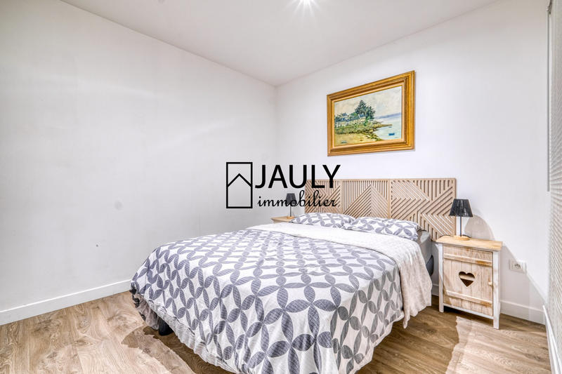 Maison contemporaine - 328 m² - 8 pièces