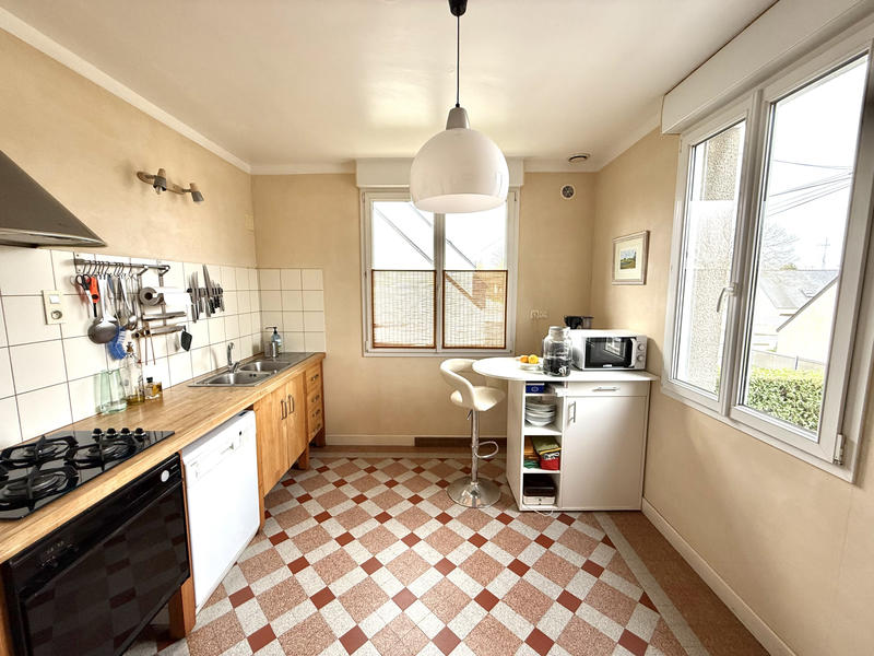 Maison - 142 m² - 6 pièces