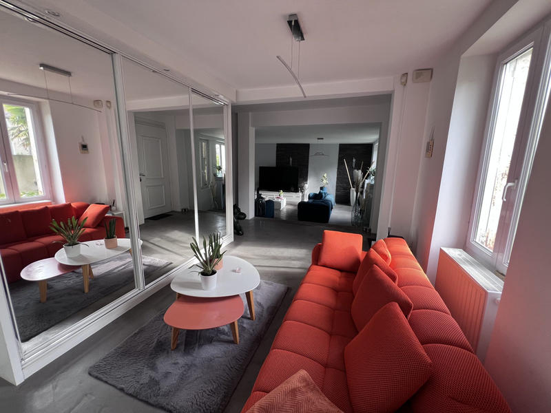 Maison ancienne - 258 m² - 8 pièces