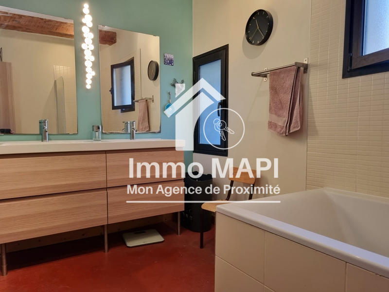 Maison - 276 m² - 10 pièces