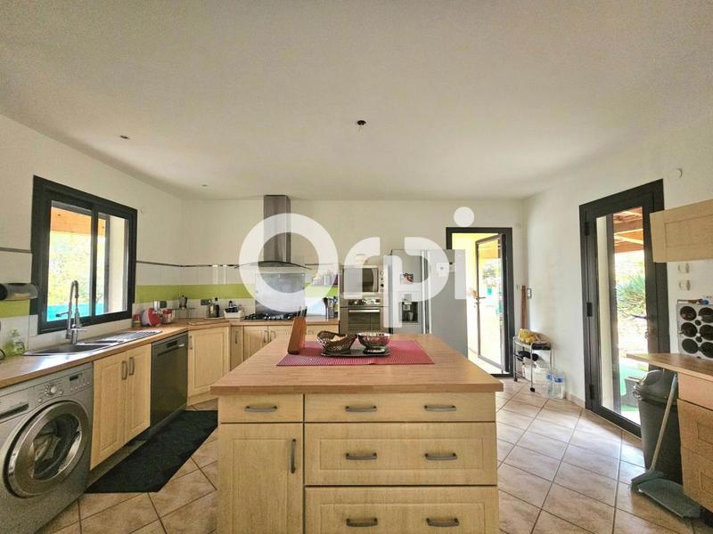 Maison - 104 m² - 4 pièces