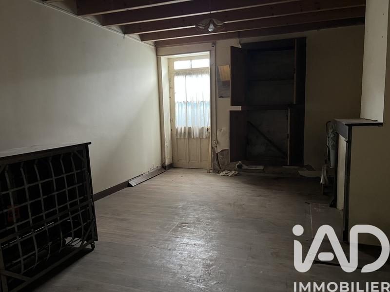 Maison - 410 m² - 8 pièces